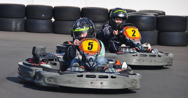 Comment bien préparer son kart avant une course : le guide du pilote